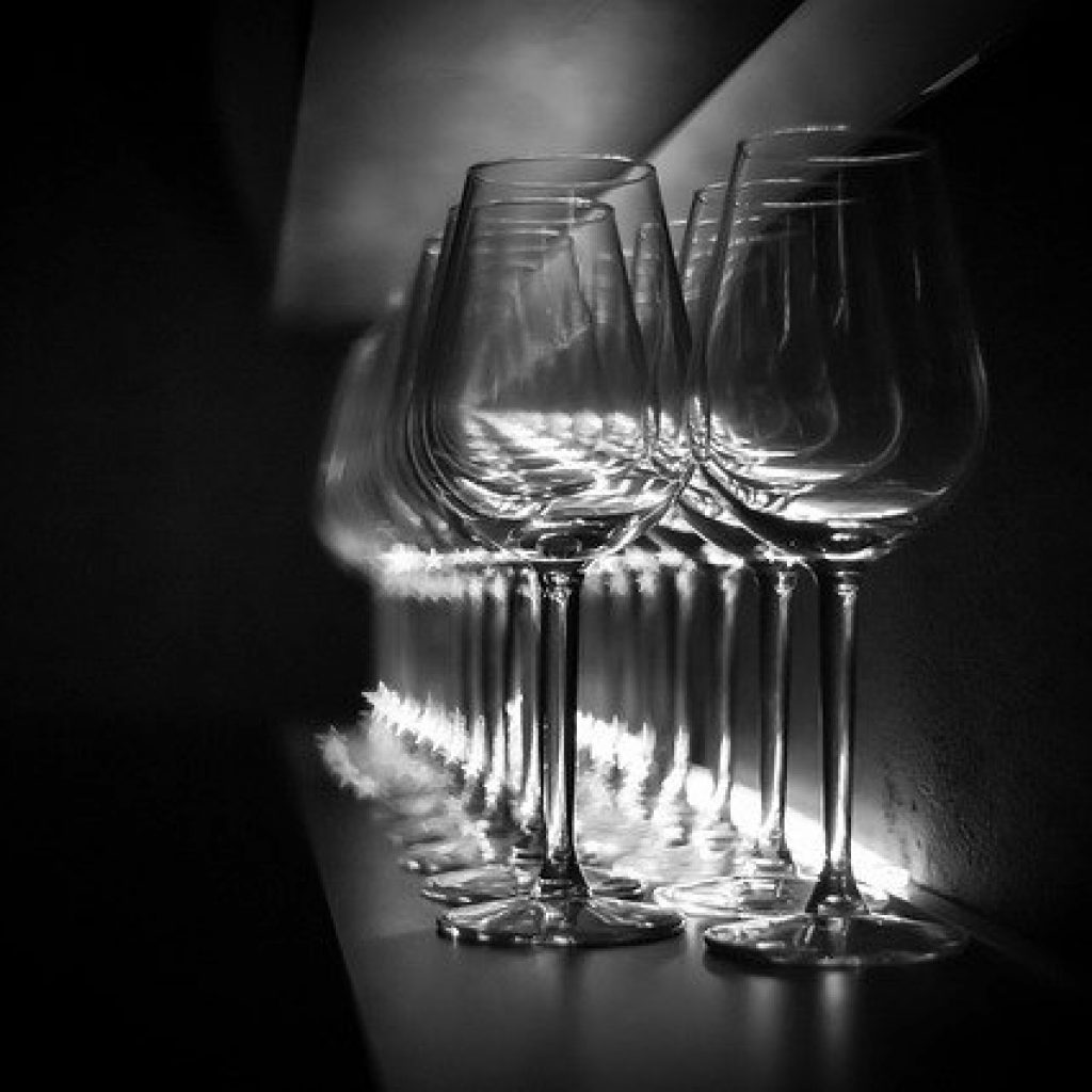 wine-glasses-2971680_640